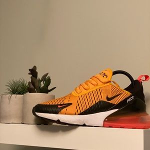 nike air max 270 “university gold” SIZE 8 MENS